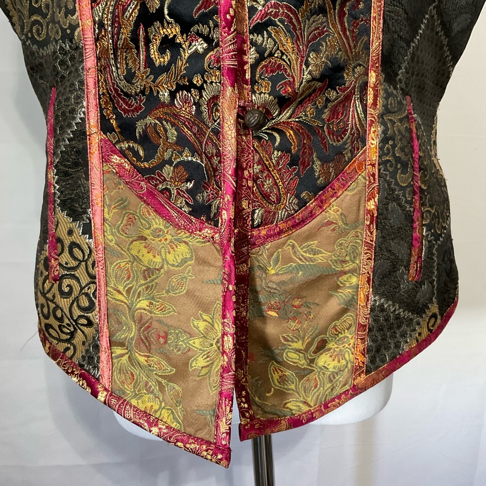 Vintage Ruby Rd Patchwork Tapestry Vest With Pock… - image 3